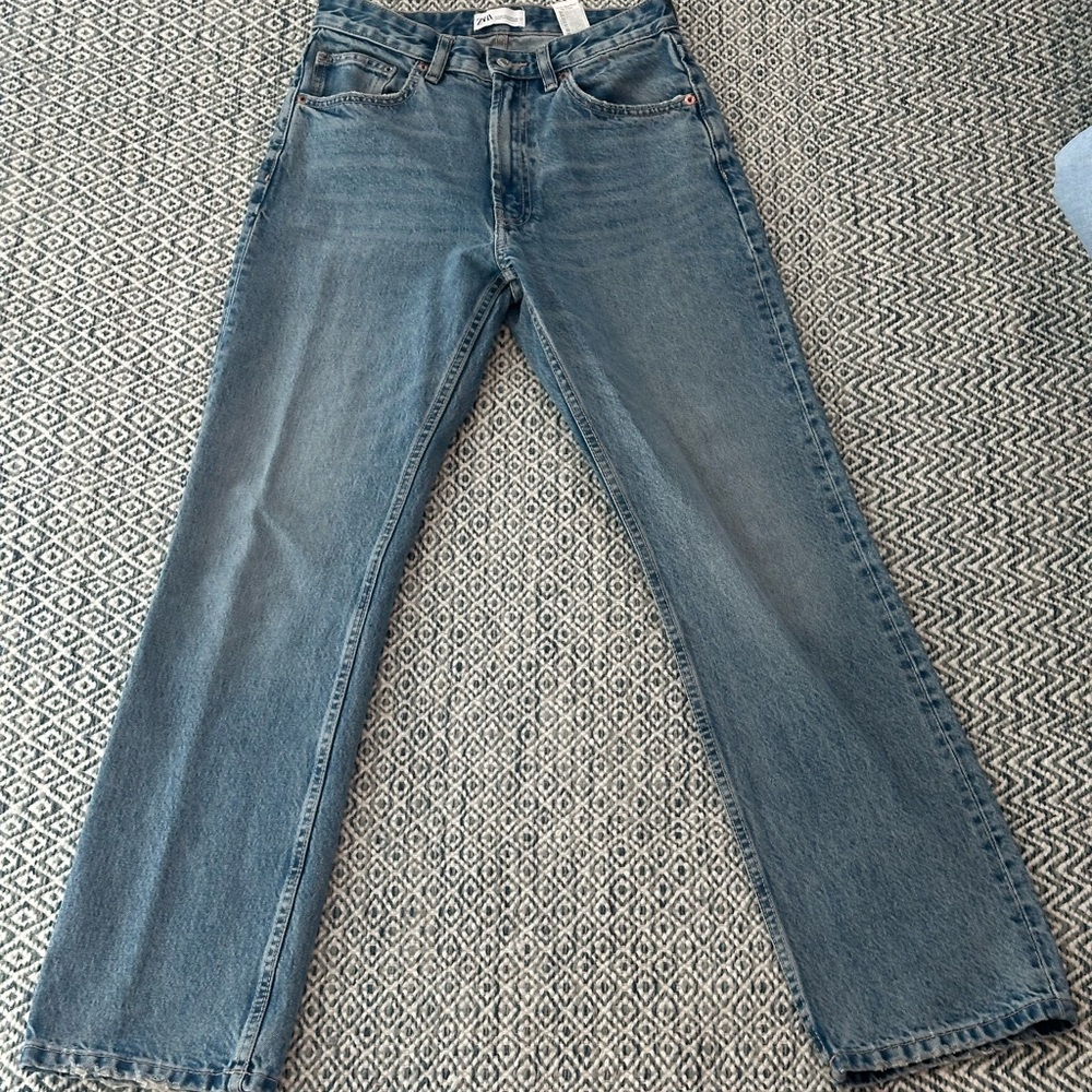 Zara Men's Straight Blue Jeans